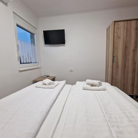 Pocitniski Dom Portoroz / Portoroz Holiday Home Buitenkant foto